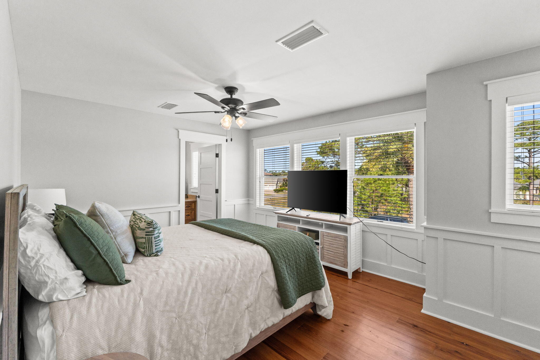 DOLPHIN BAY PH 1 - Residential
