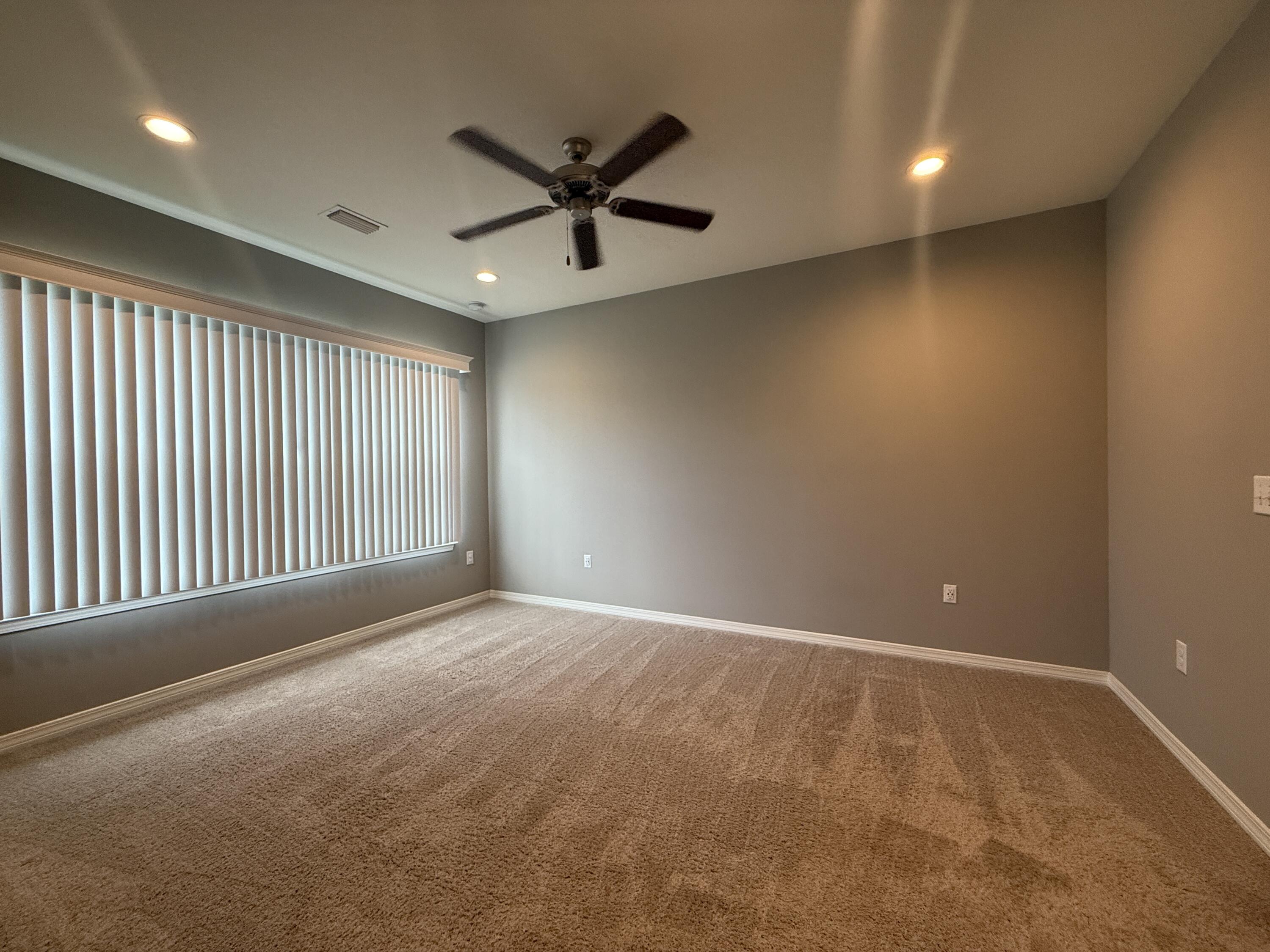 HERITAGE MANOR - Residential Lease