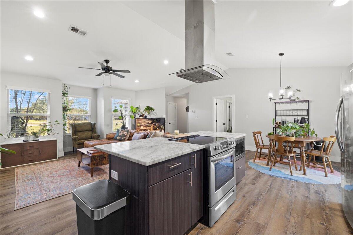 HOLLEY BY THE SEA - Residential