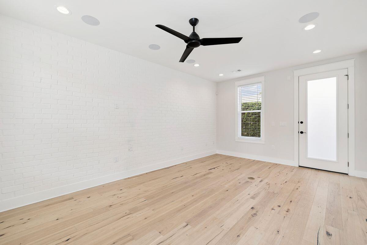 Ridgewalk - Residential