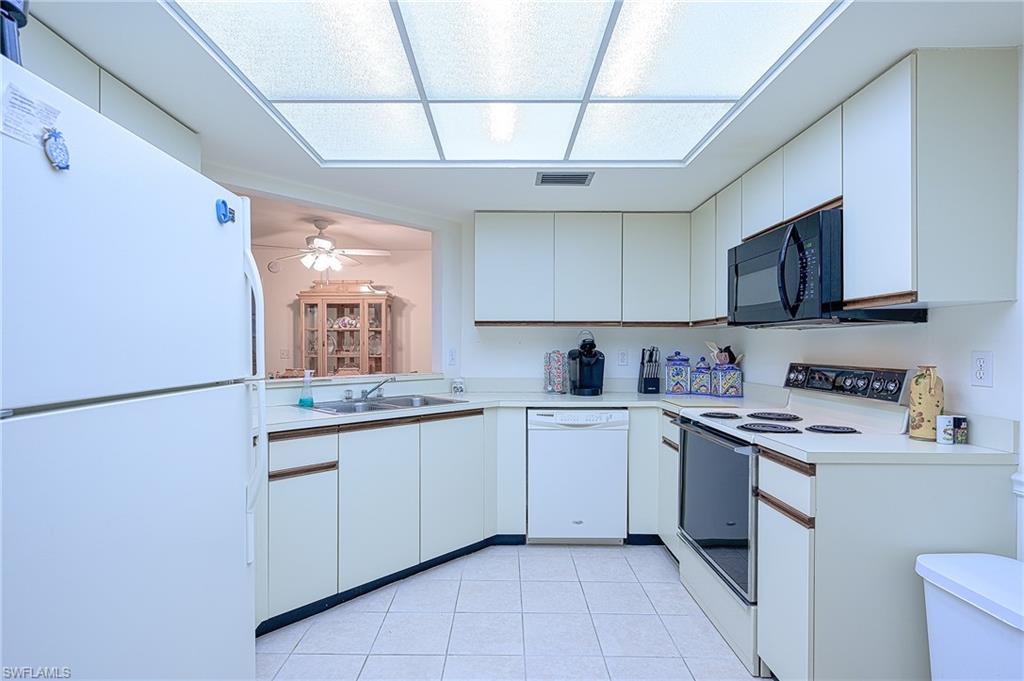 BEACHWALK GARDENS - Residential Lease