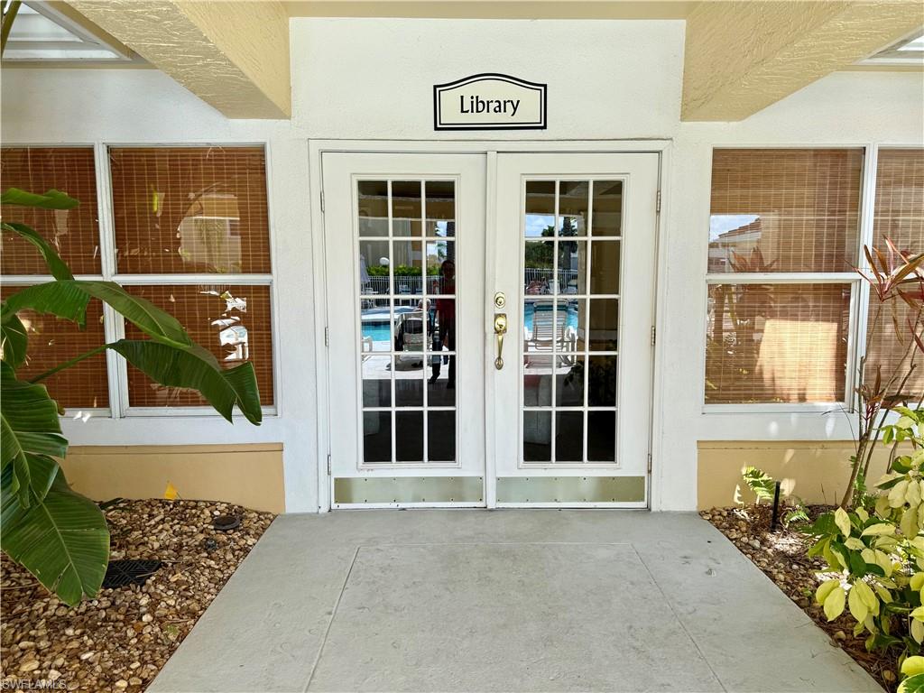 VENETIAN PALMS - Residential