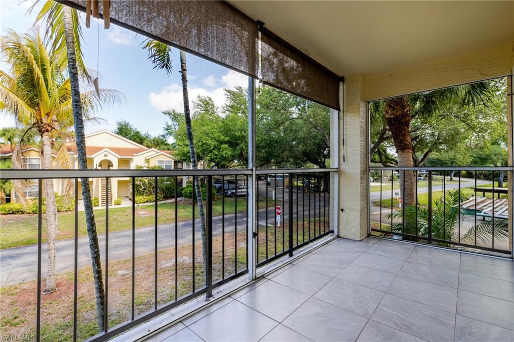 VENETIAN PALMS - Residential