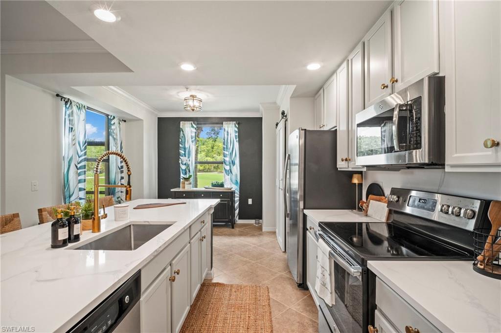 BONITA NATIONAL GOLF AND COUNTRY CLUB - Residential Lease