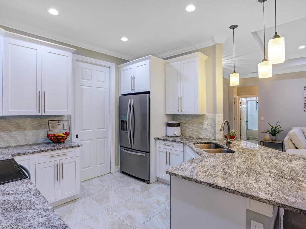 GOLDEN GATE ESTATES - Residential