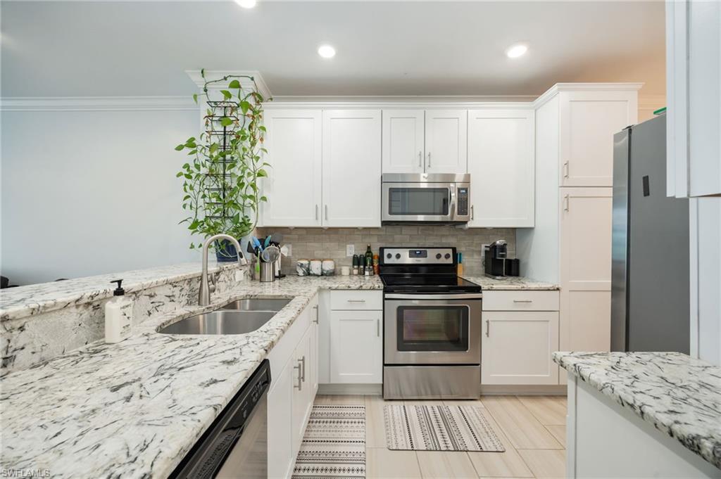 GARDEN HOMES AT LIVINGSTON LAKES - Residential
