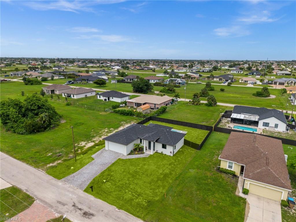 CAPE CORAL - Residential