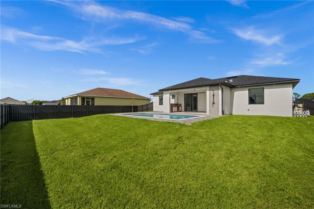 CAPE CORAL - Residential
