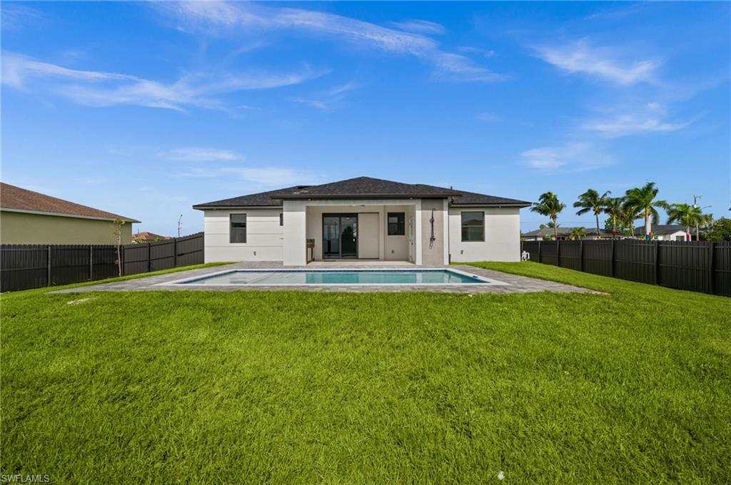 CAPE CORAL - Residential