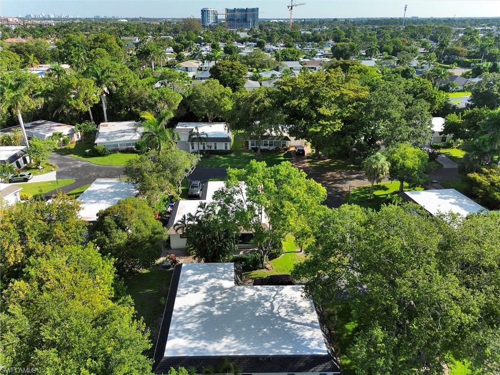ROYAL ARMS VILLAS - Residential