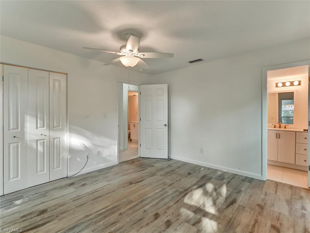 ROYAL ARMS VILLAS - Residential