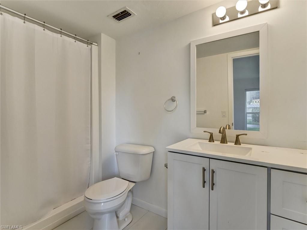 ROYAL ARMS VILLAS - Residential