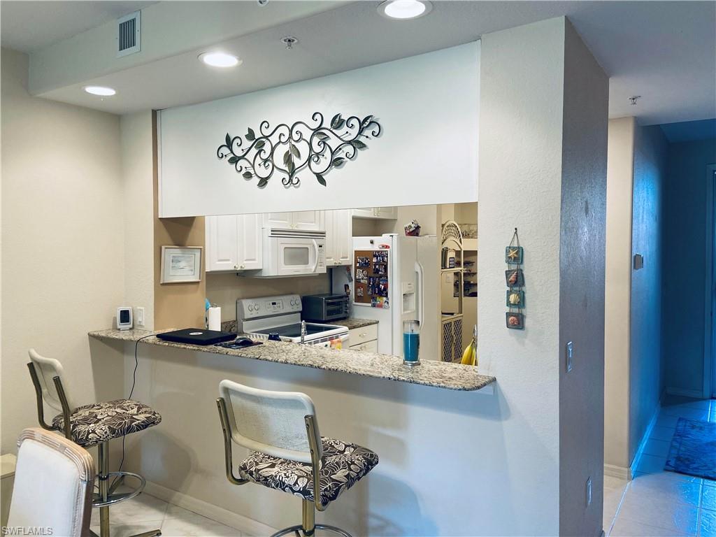 VAN LOON COMMONS - Residential