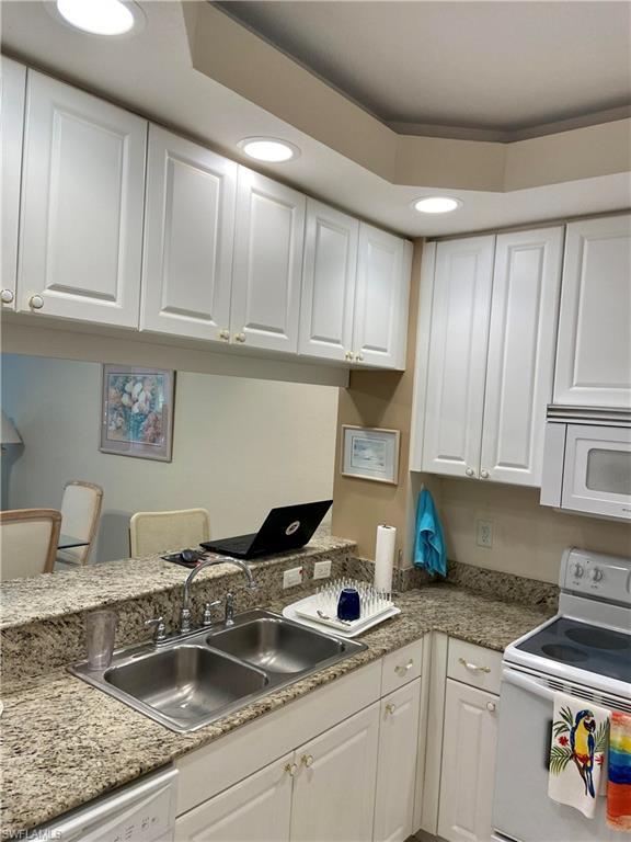 VAN LOON COMMONS - Residential