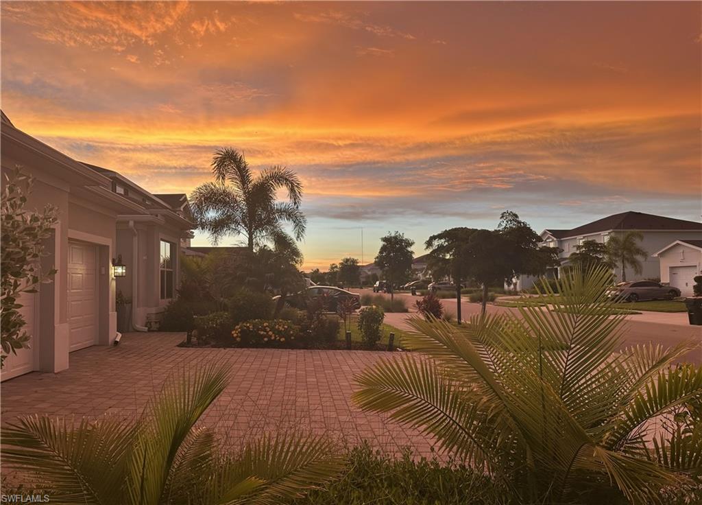 TRAILS EDGE - Residential