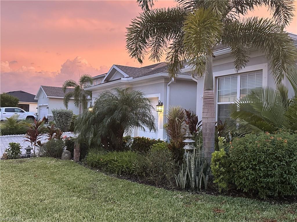 TRAILS EDGE - Residential