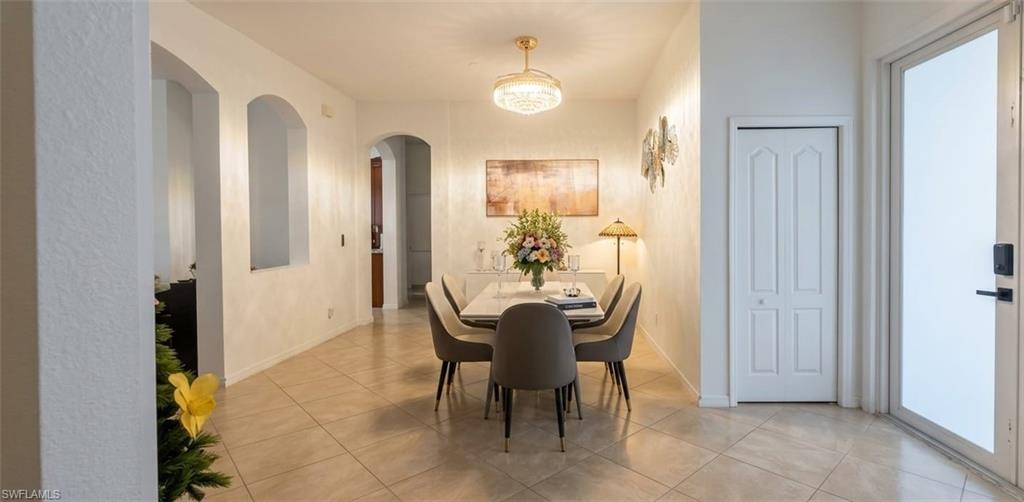 PROMENADE EAST - Residential