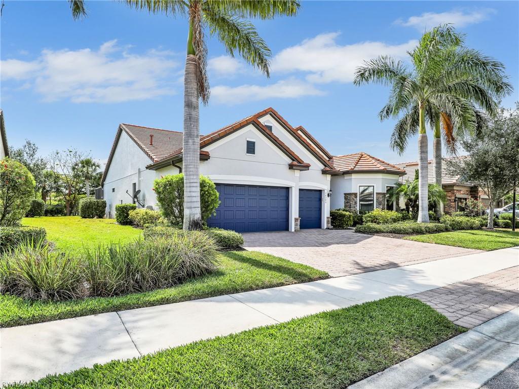 CAMDEN LAKES - Residential