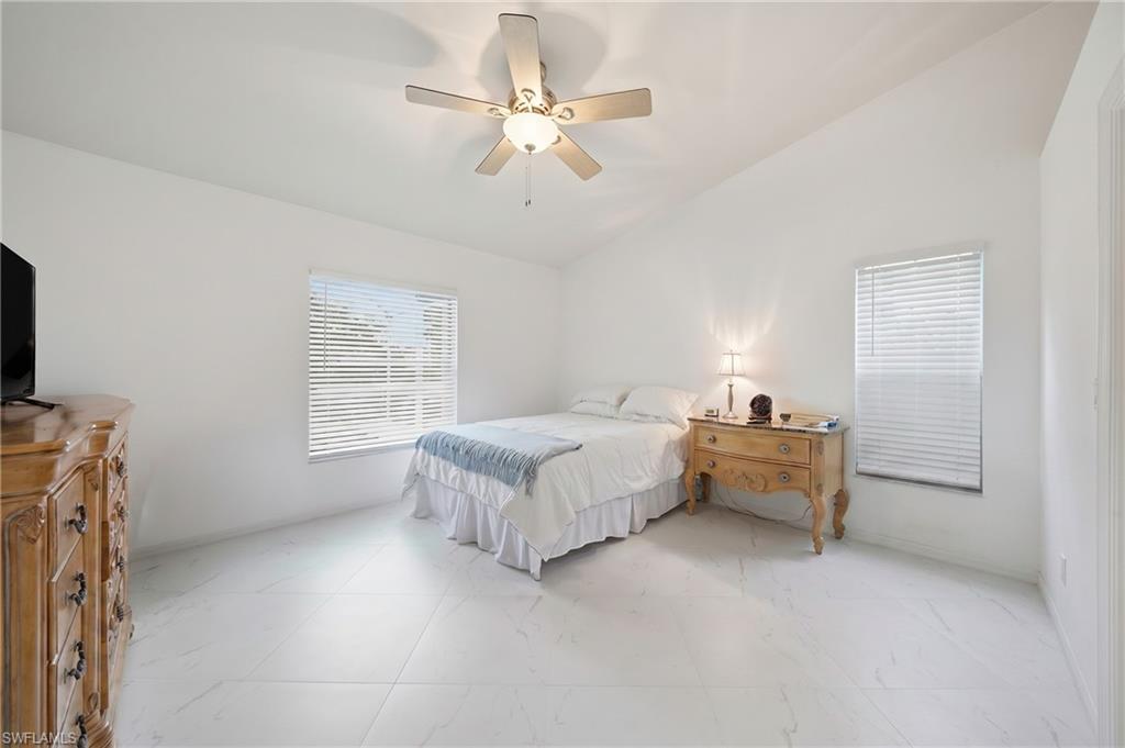 IBIS COVE - Residential Lease