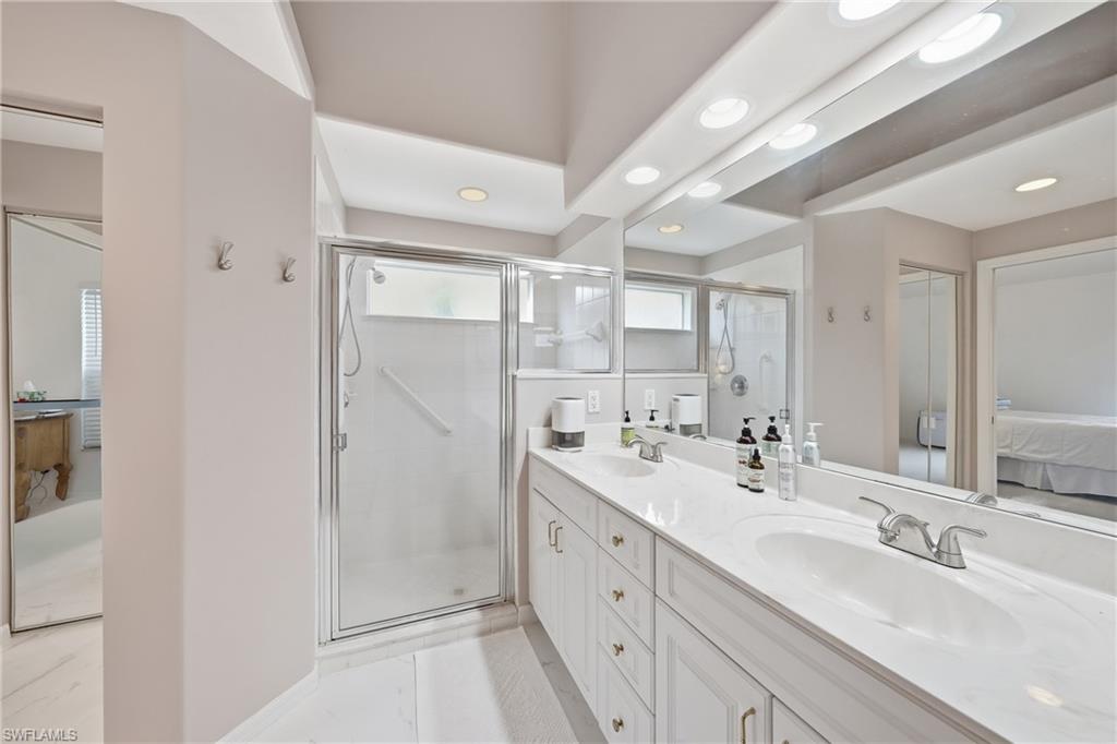 IBIS COVE - Residential Lease
