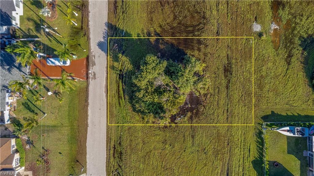 CAPE CORAL - Land