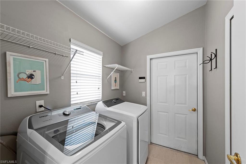 FOXTAIL CREEK - Residential