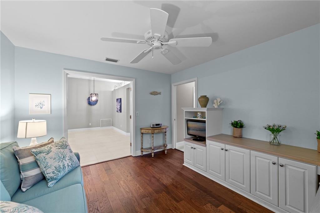 FOXTAIL CREEK - Residential