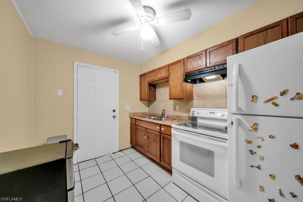 LACOLINA - Residential Income