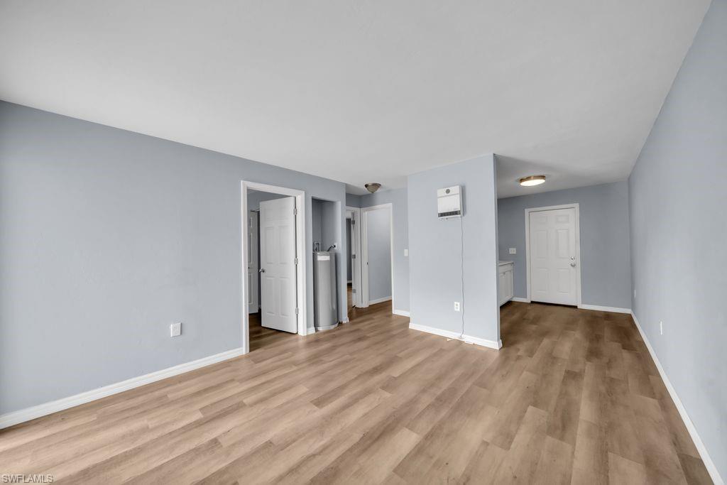 LACOLINA - Residential Income