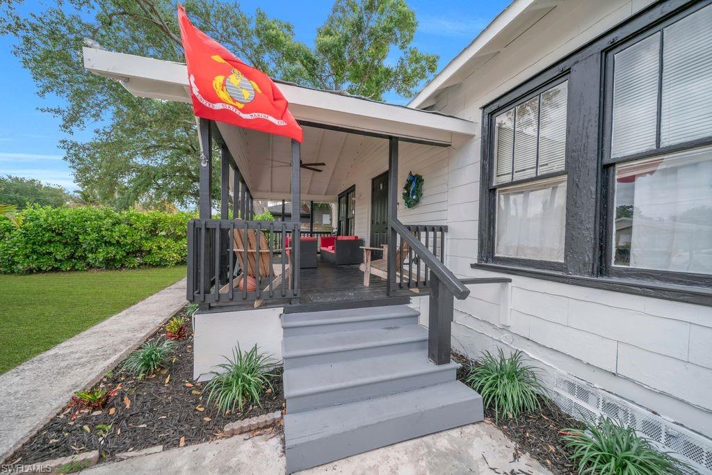 LACOLINA - Residential Income