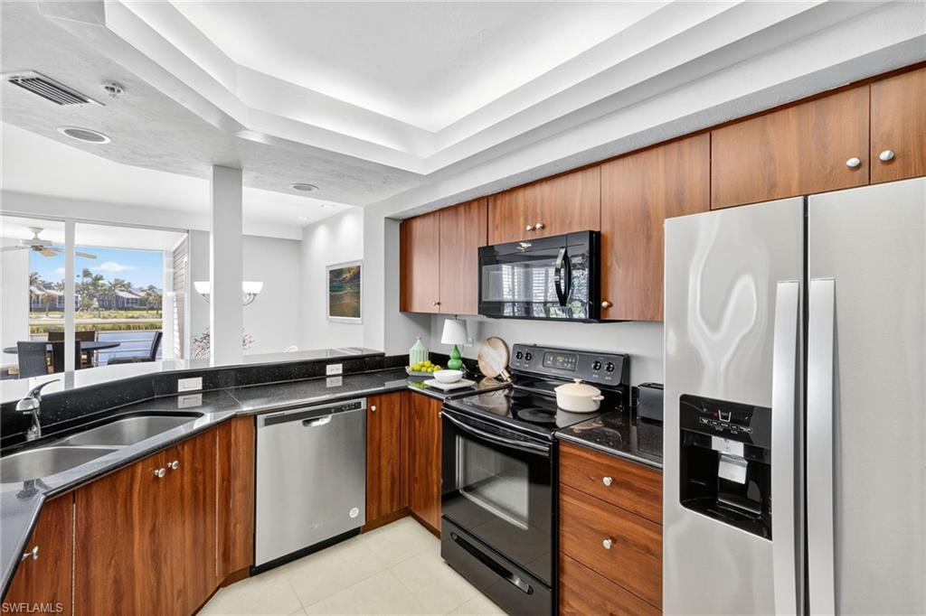 LANDS ENDS VILLAGE CONDO - Residential
