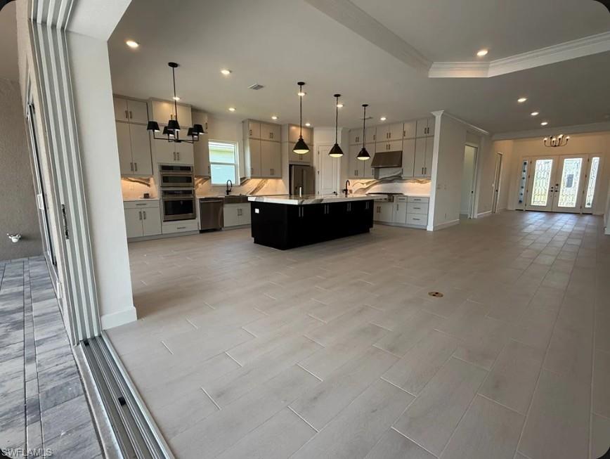 ESPLANADE LAKE CLUB - Residential