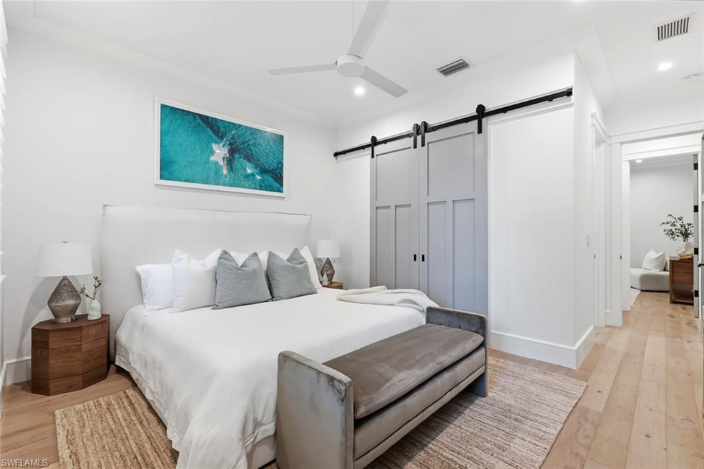 LAKE PARK - Residential
