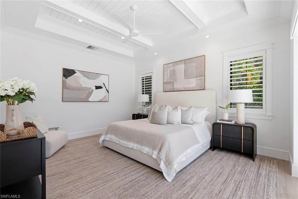 LAKE PARK - Residential