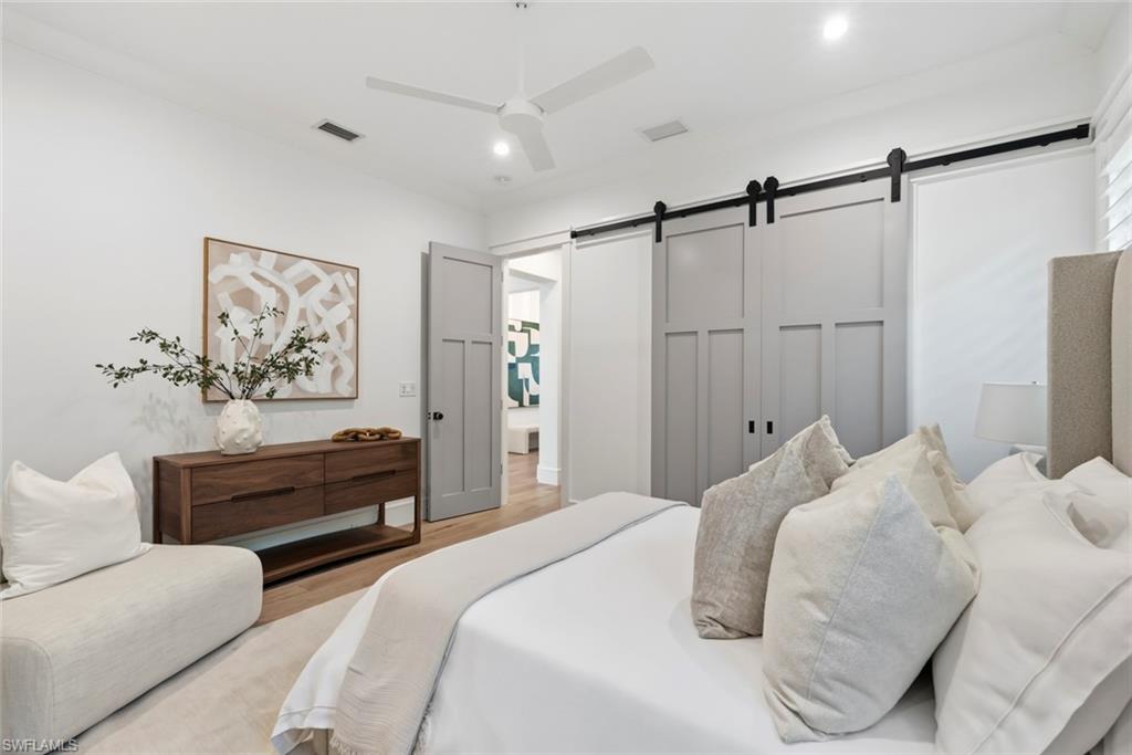 LAKE PARK - Residential