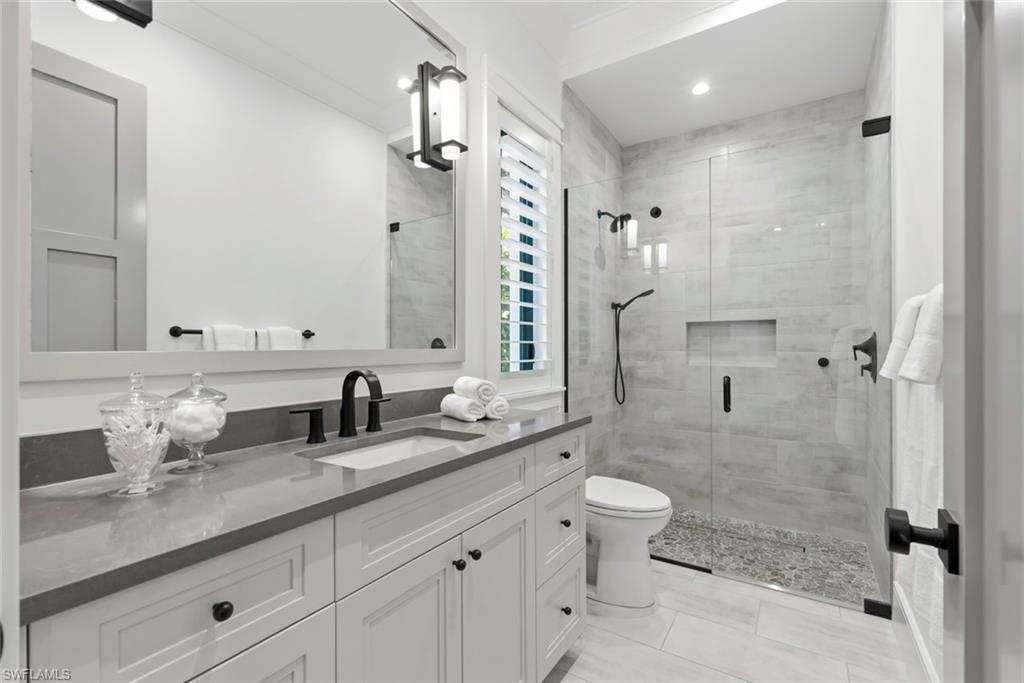 LAKE PARK - Residential