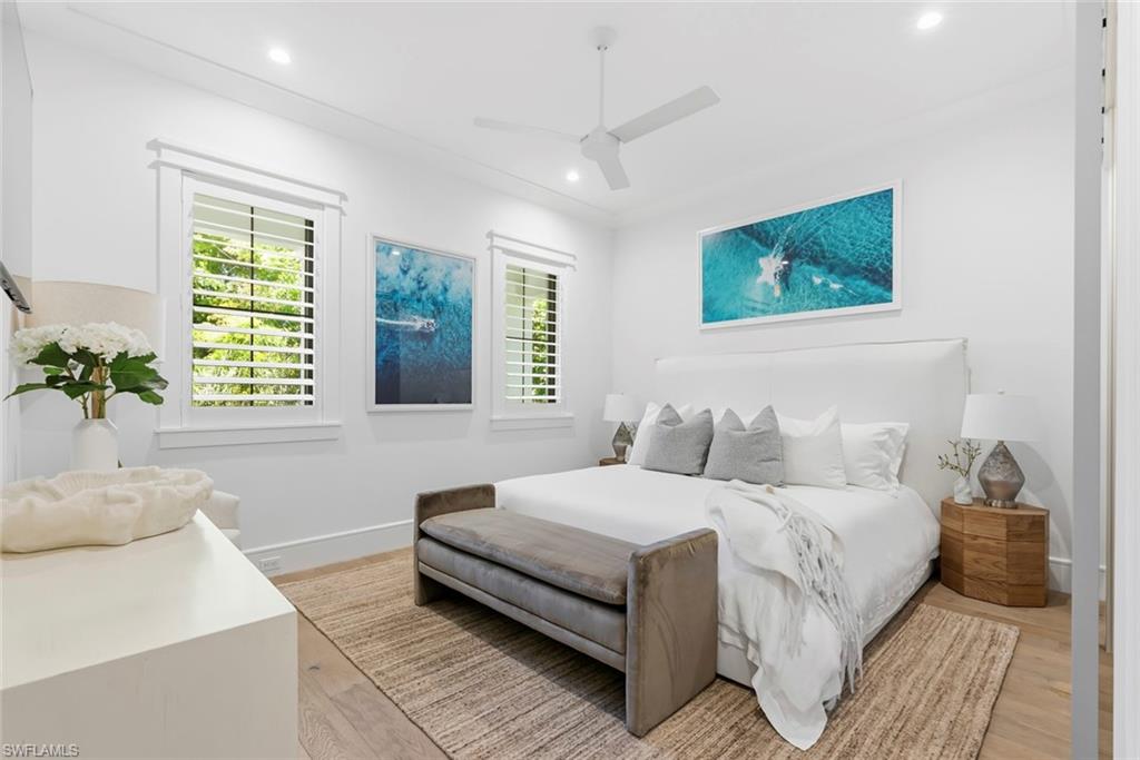 LAKE PARK - Residential