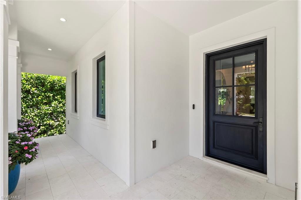 LAKE PARK - Residential