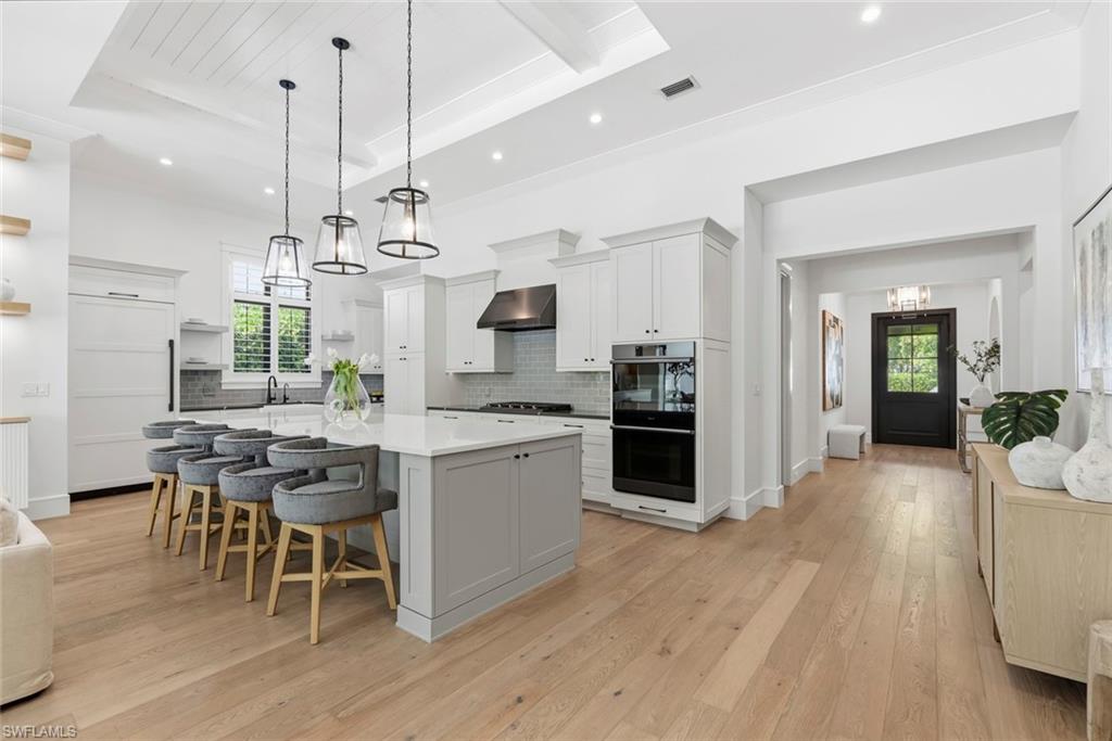 LAKE PARK - Residential