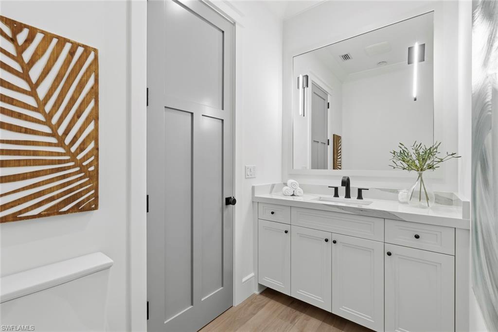 LAKE PARK - Residential