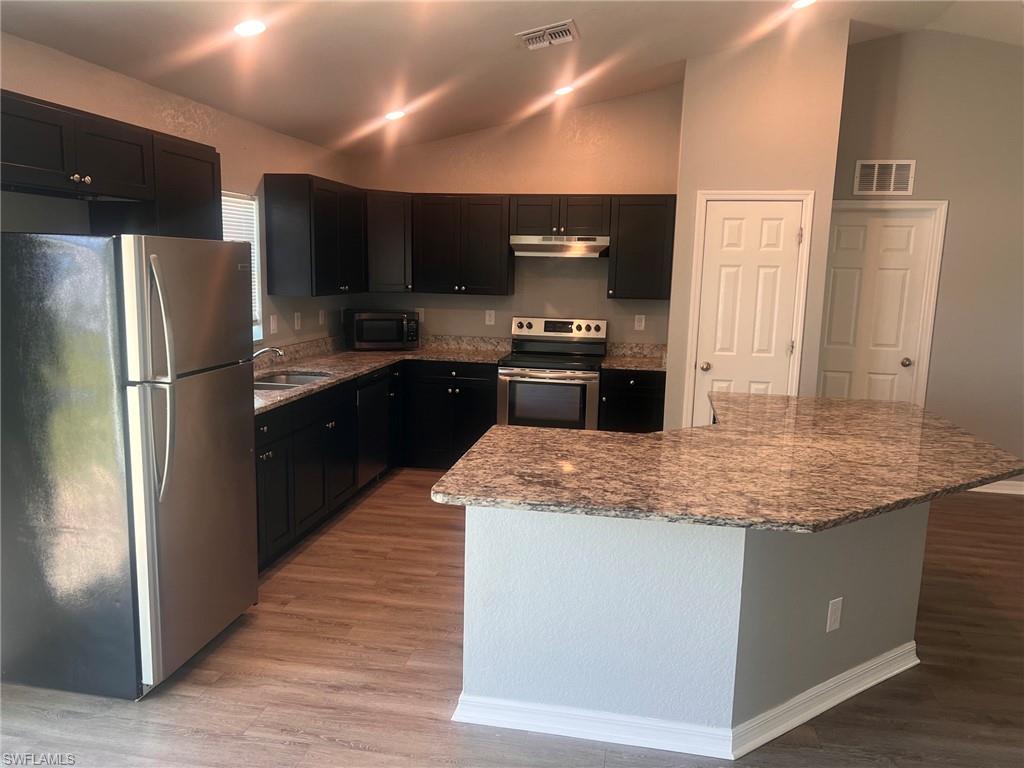CAPE CORAL - Residential Lease
