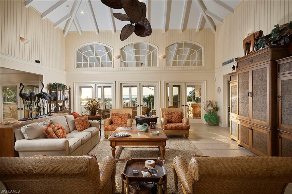 HIDEAWAY BEACH - Residential