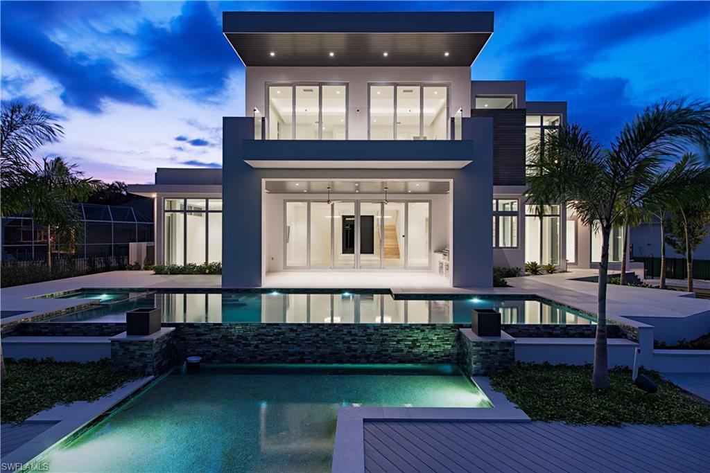ROYAL HARBOR - Residential