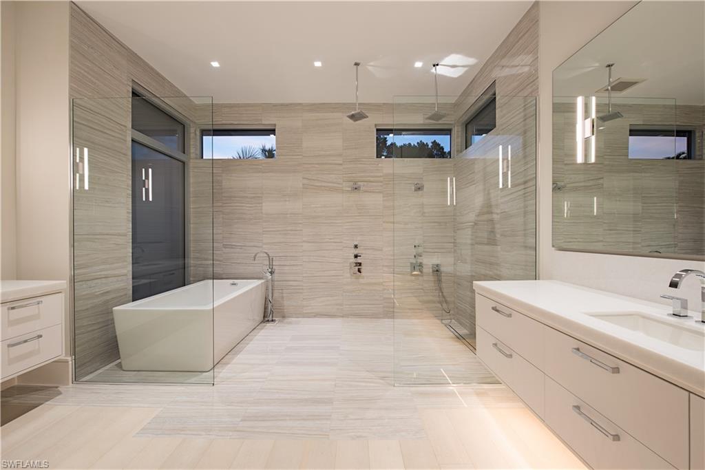 ROYAL HARBOR - Residential