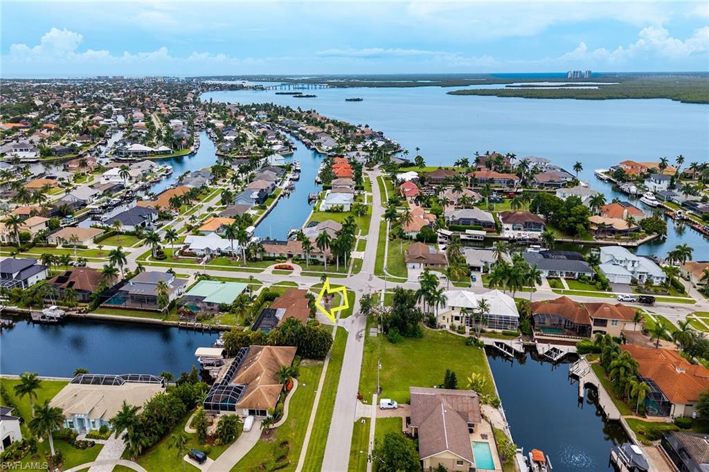 MARCO ISLAND - Residential