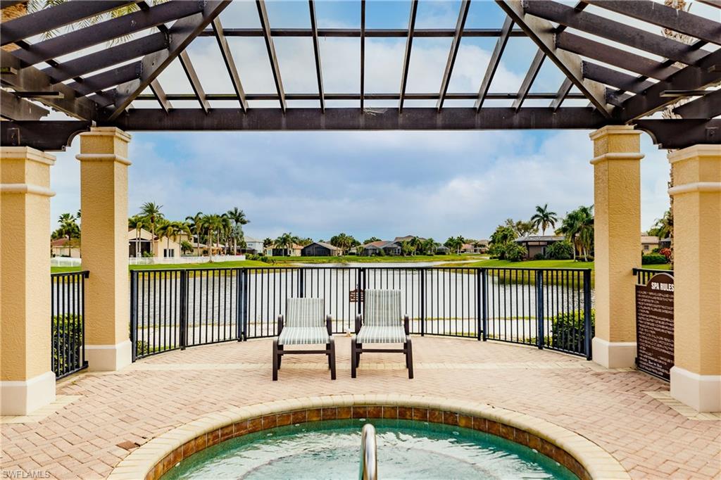 SATURNIA LAKES - Residential