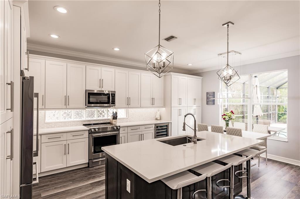 SATURNIA LAKES - Residential