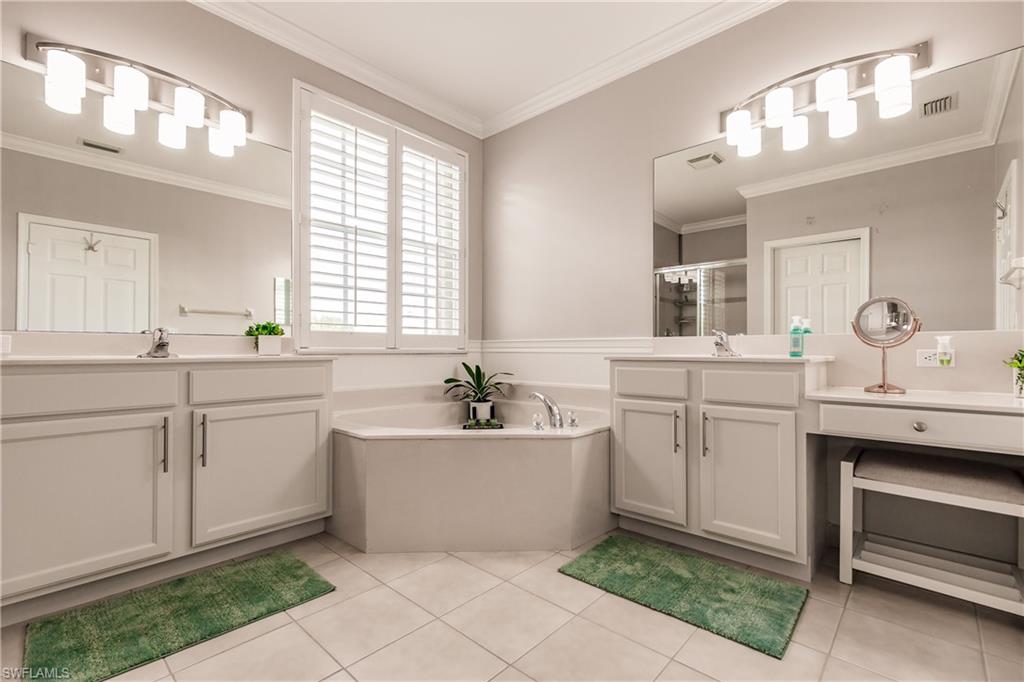 SATURNIA LAKES - Residential