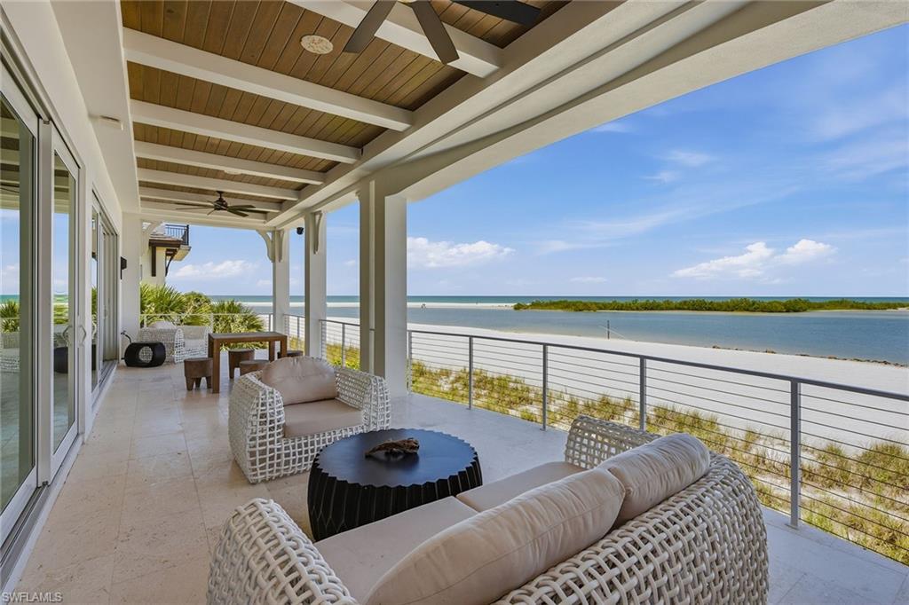 HIDEAWAY BEACH - Residential