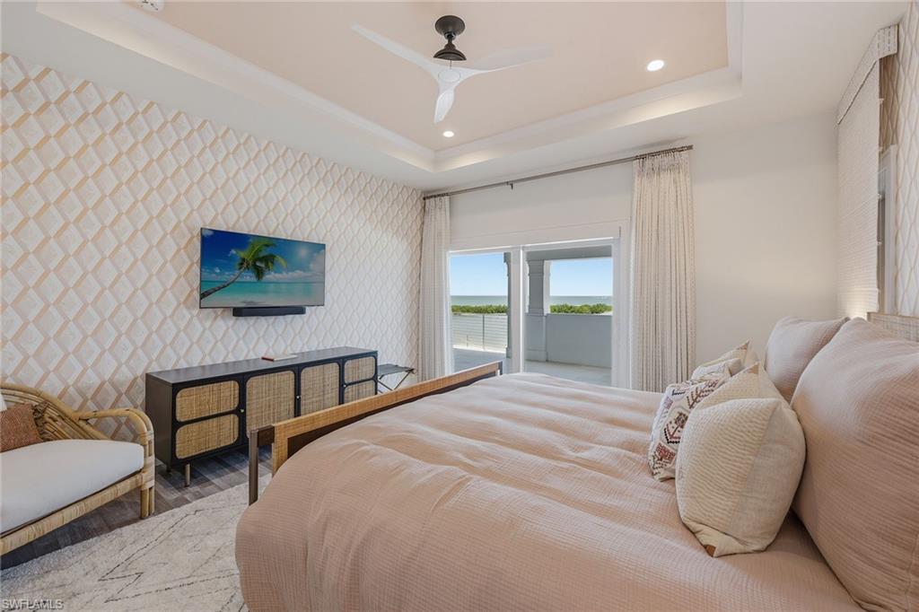 HIDEAWAY BEACH - Residential